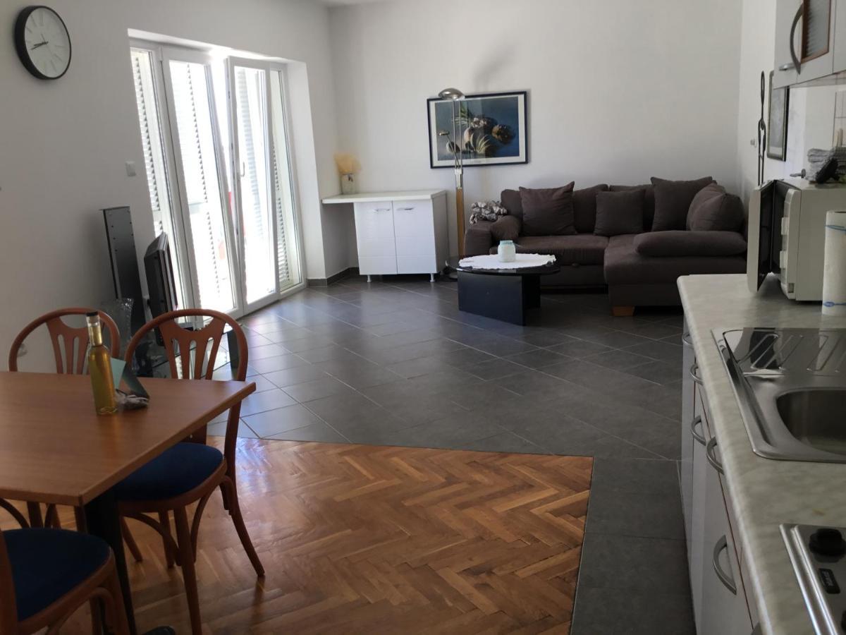 פירובאץ Apartments More מראה חיצוני תמונה